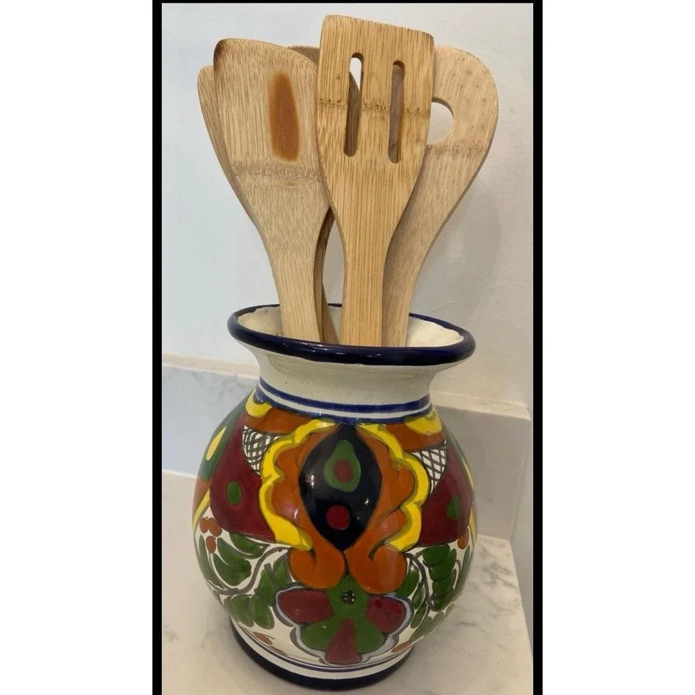 Vintage Talavera Pottery‎ Vase Hand Painted Florals And Traditional Colors EUC
